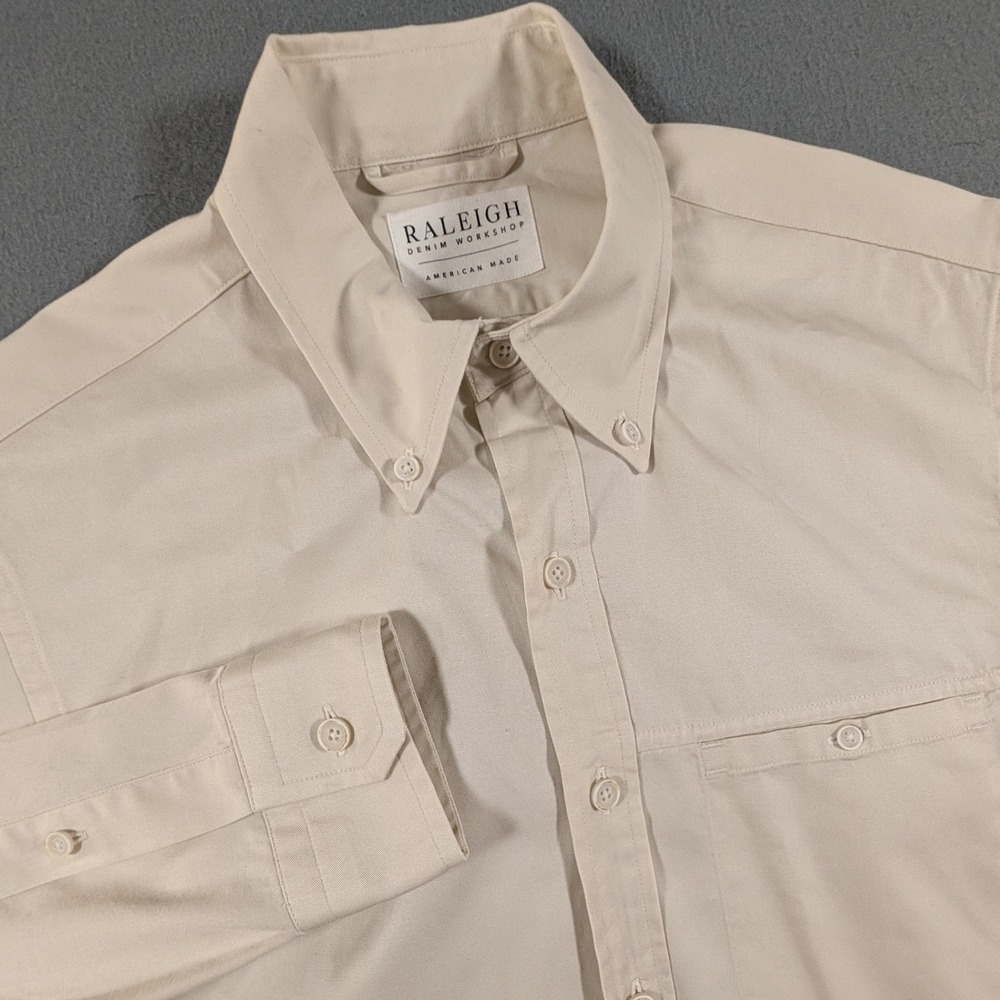 Raleigh Denim Workshop Button Down Shirt Mens Medium Cream Long Sleeve Cotton